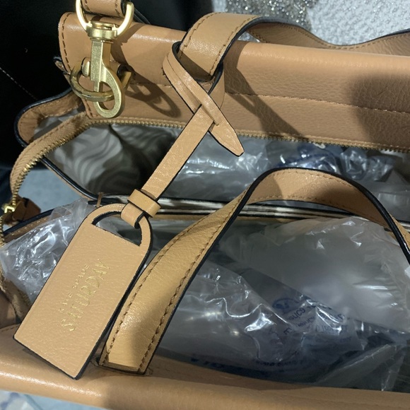 Saturday by Kate Spade Handbag/Shoulder Bag- Excellent Condition - Picture 9 of 12